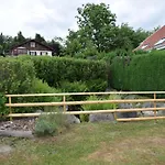Holiday home Chez Vivi: Tranquil 3-star With Terrace And Free Wi-fi *